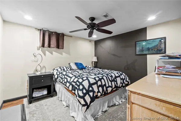 $255,000 | 3820 Carver Street, New Albany, IN 47150