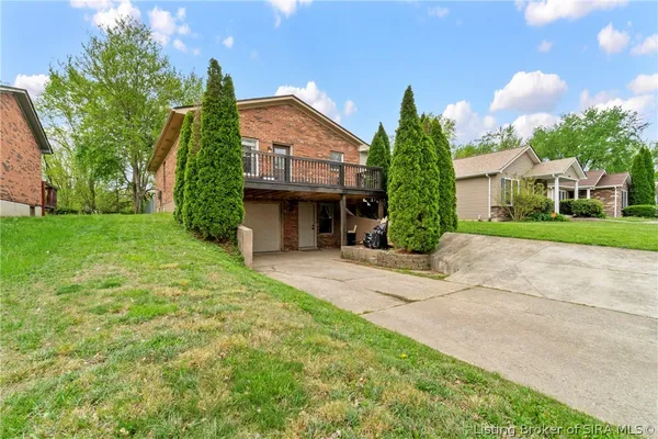 $255,000 | 3820 Carver Street, New Albany, IN 47150