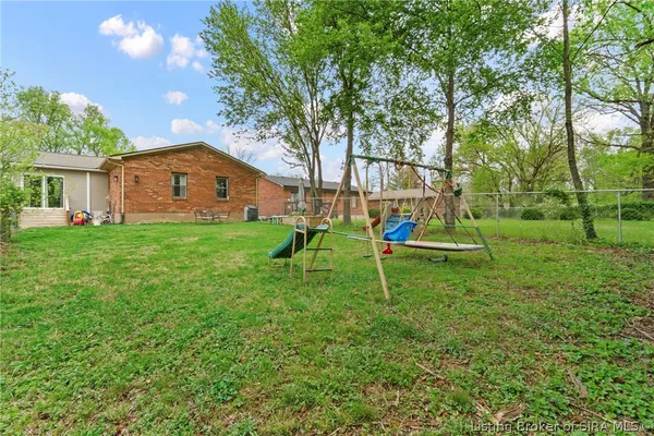 $255,000 | 3820 Carver Street, New Albany, IN 47150