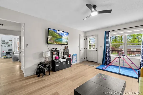 $255,000 | 3820 Carver Street, New Albany, IN 47150