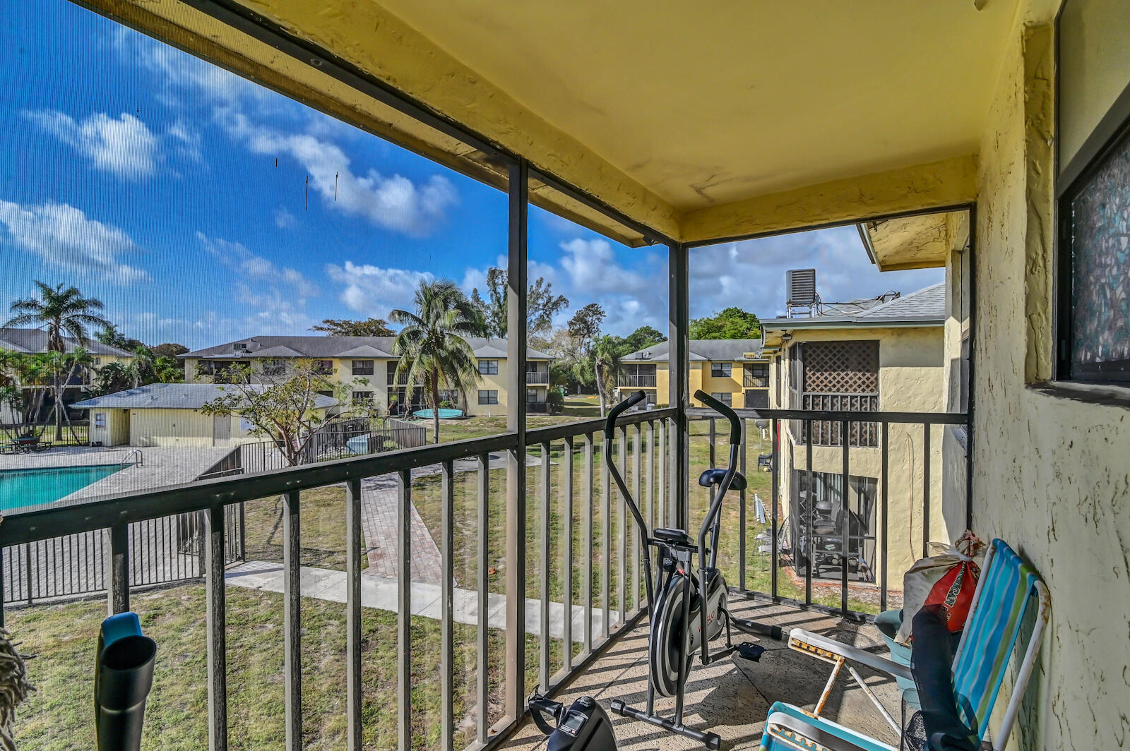 2291 Linton Ridge Circle, Unit B12 Delray Beach, FL 33444 - Photo 16 of 17 16 Balcony 01