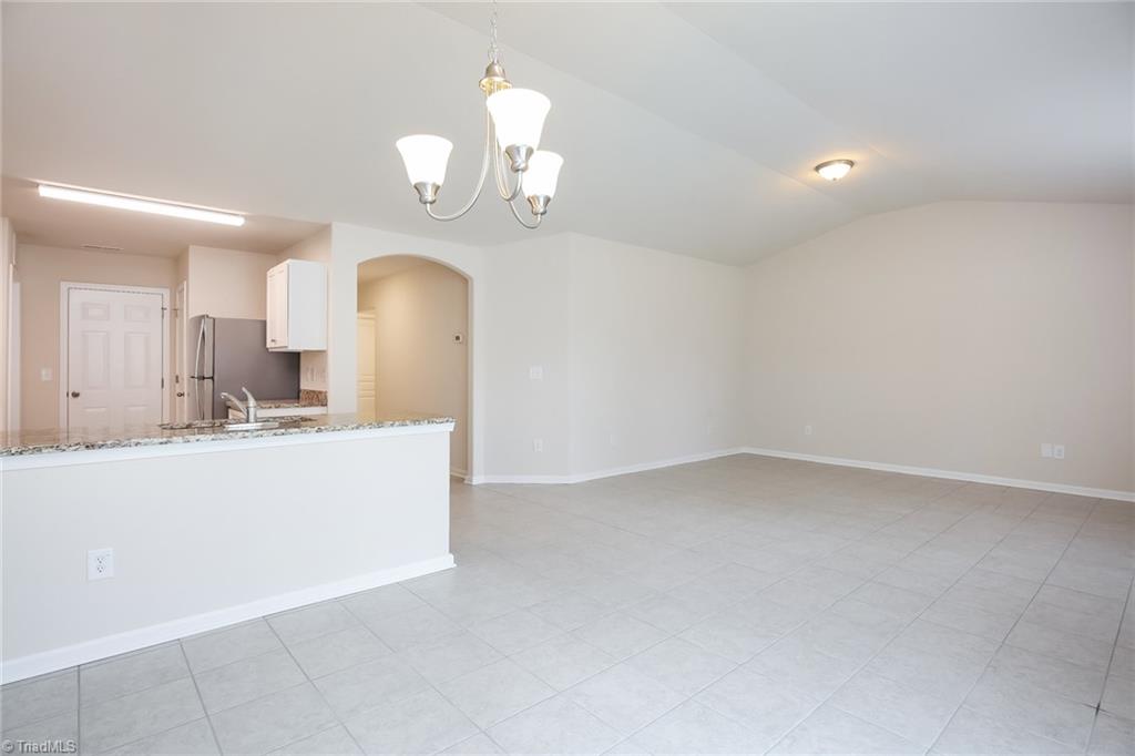 118 Calhoun Place Burlington, NC 27217 - Photo 4 of 15