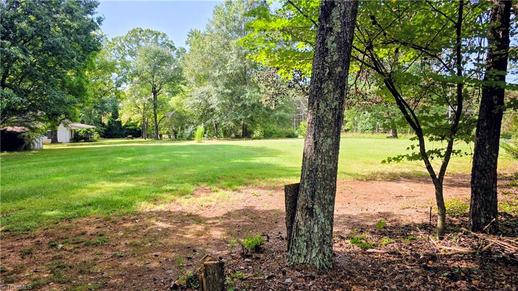 1096 Tuttle Road Rural Hall, NC 27045 - Photo 11 of 41 Gallery Image 11