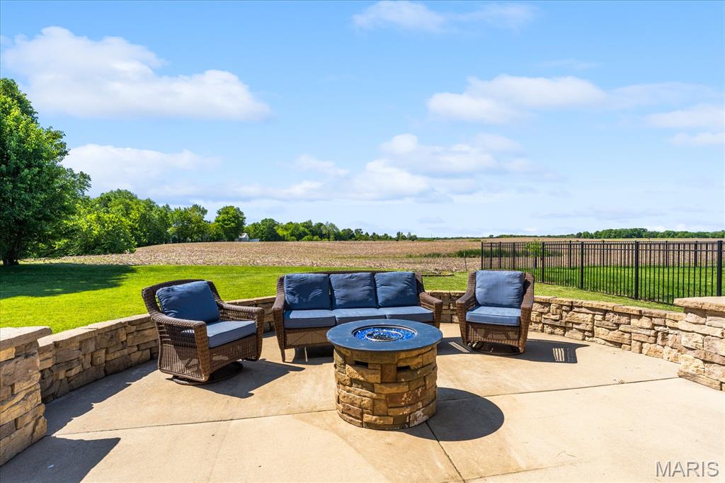 278 Shadowbrooke Troy, IL 62294 - Photo 17 of 19