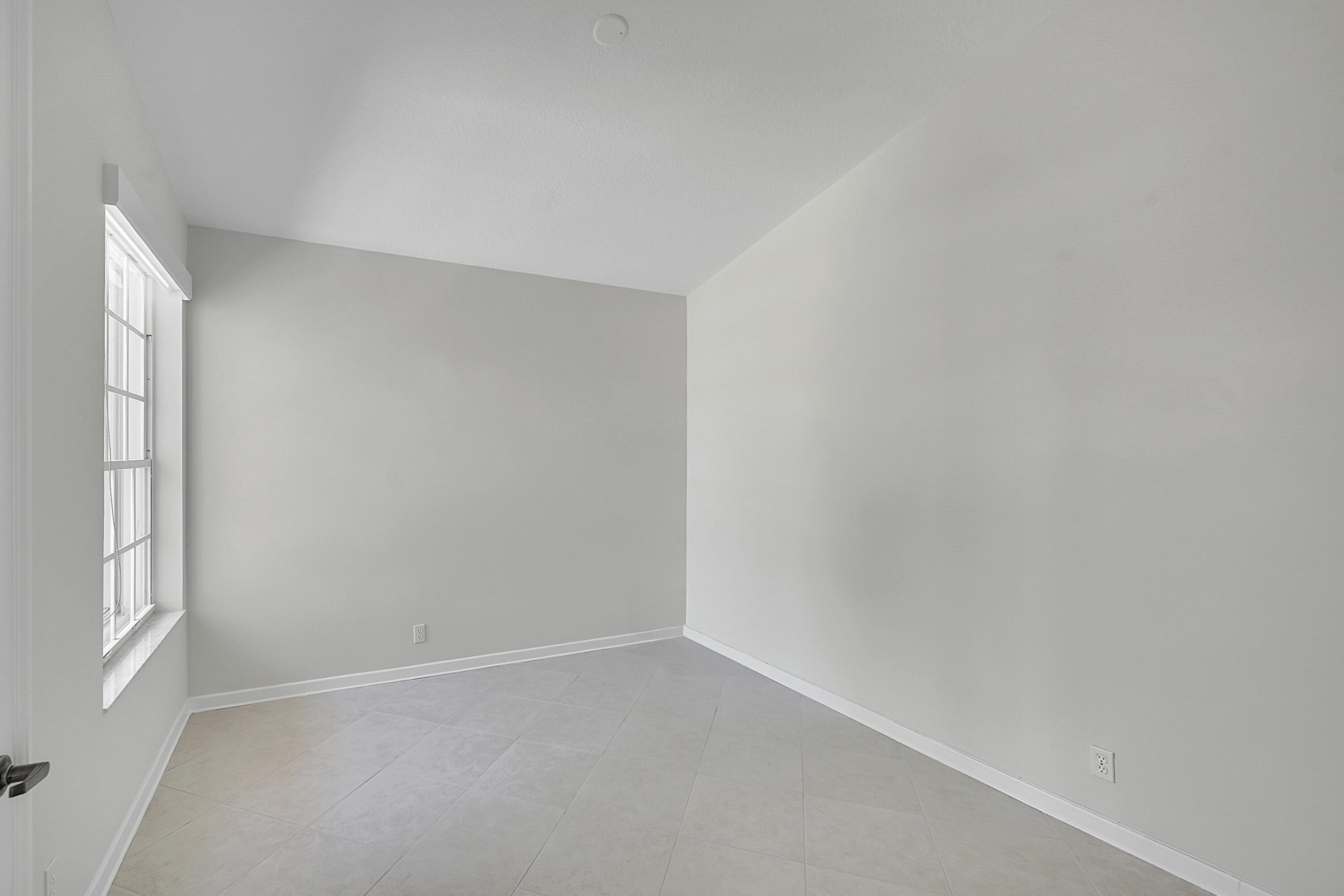 7075 Vía Genova Delray Beach, FL 33446 - Photo 21 of 30 18_ra1_8576