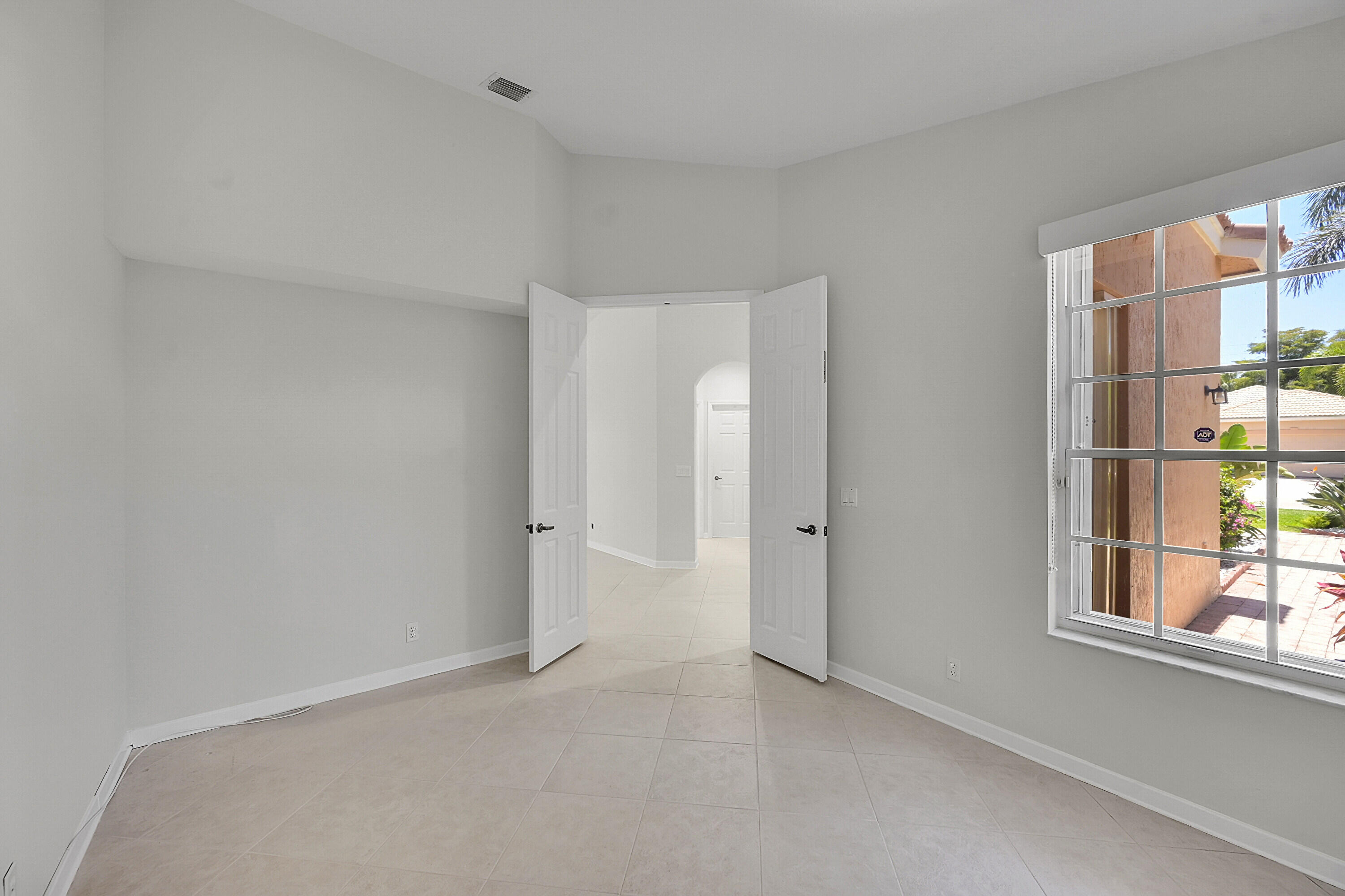 7075 Vía Genova Delray Beach, FL 33446 - Photo 22 of 30 19_ra1_8581