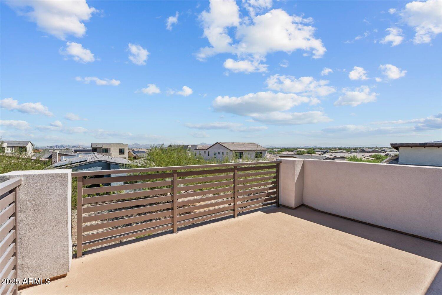 816 East Monte Way Phoenix, AZ 85042 - Photo 23 of 35 a view of a terrace