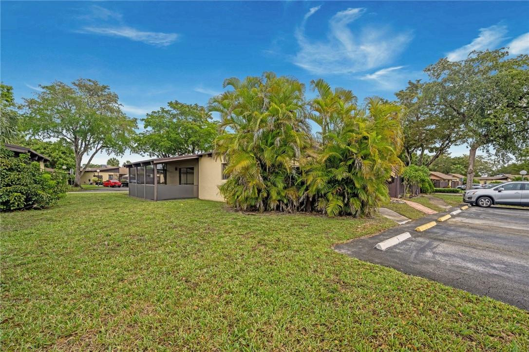 104 Gate Road Hollywood, FL 33024 - Photo 19 of 30 Photo 19
