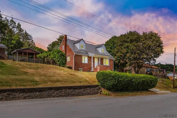 $165,800 | 1902 Baumgardner Avenue, Windber, PA 15963