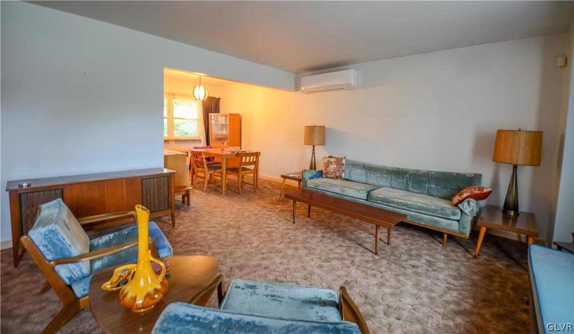 3119 Hilly Road Bethlehem, PA 18017 - Photo 2 of 22 Gallery Image 2