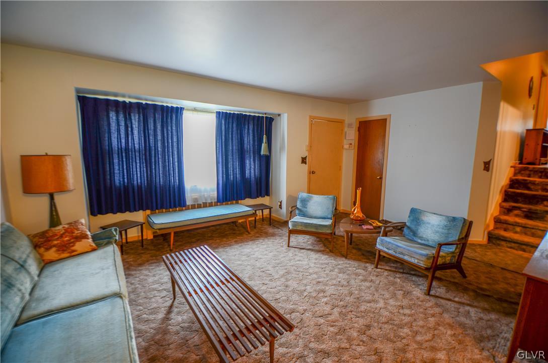 3119 Hilly Road Bethlehem, PA 18017 - Photo 3 of 22 Gallery Image 3