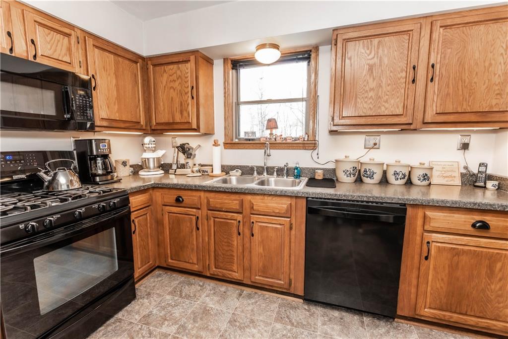772 Evergreen Road Leechburg, PA 15656 - Photo 11 of 24 Gallery Image 11