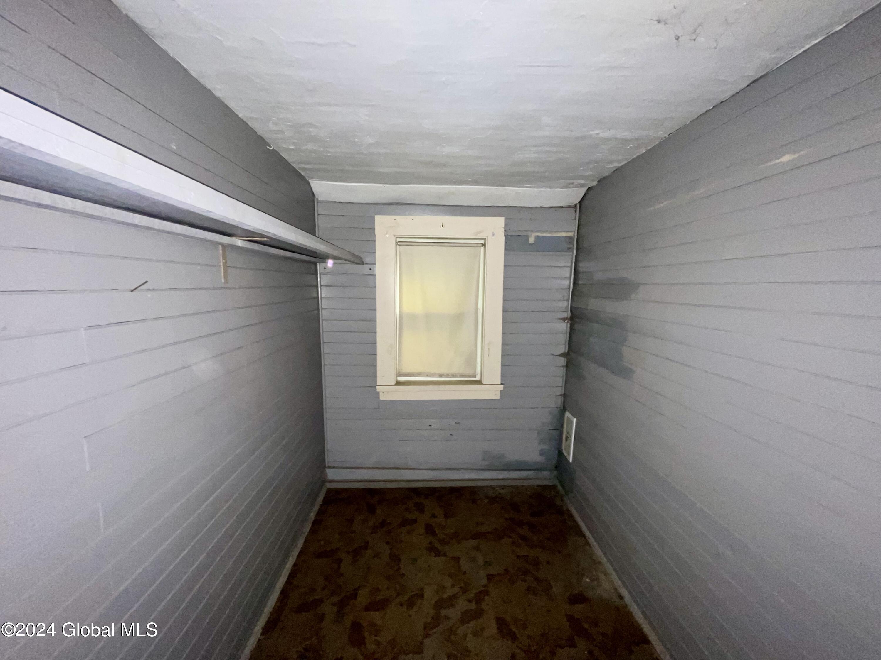 15 Prouty Road Hampton, NY 12837 - Photo 19 of 28 Pantry/Storage