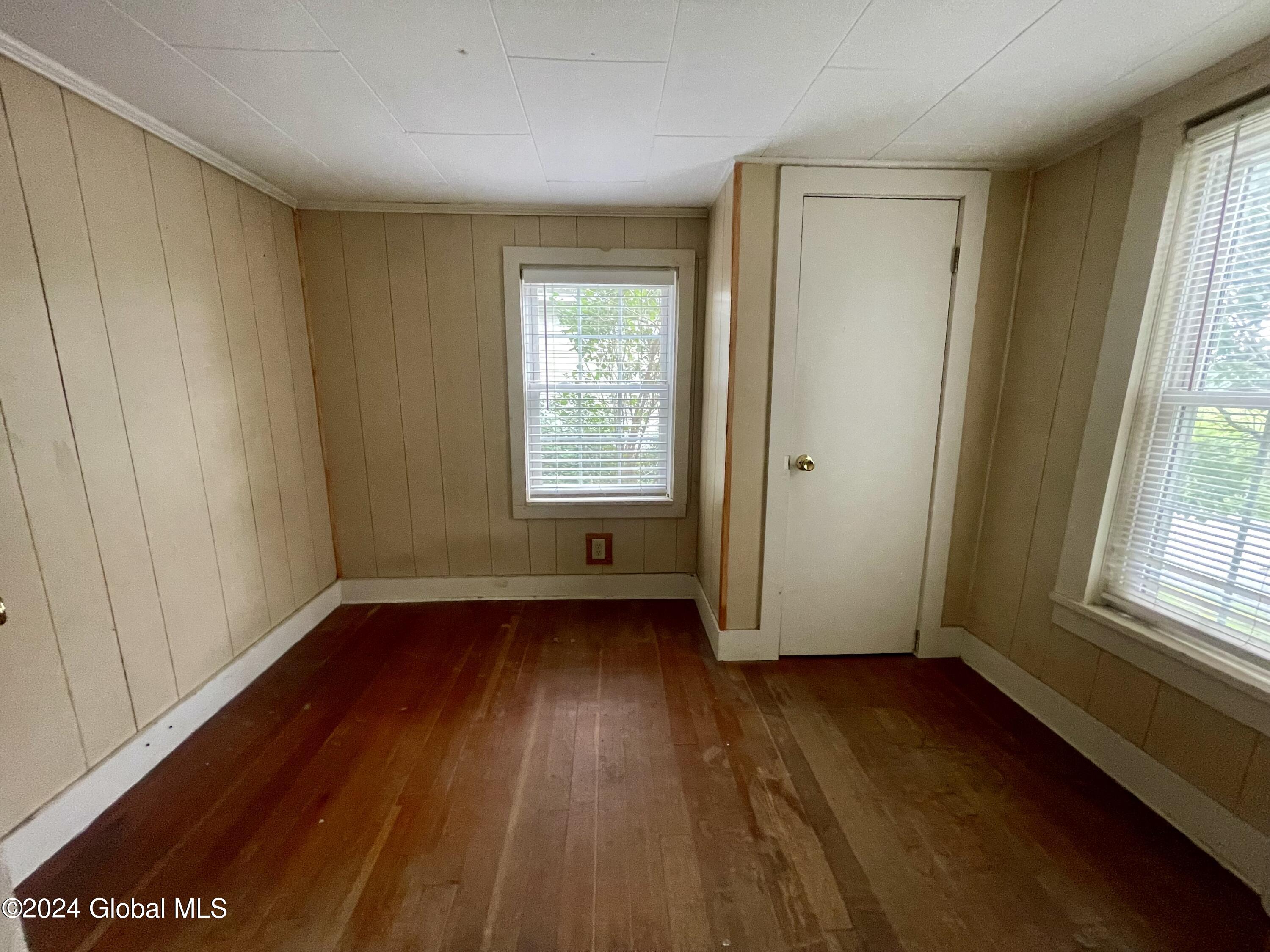 15 Prouty Road Hampton, NY 12837 - Photo 25 of 28 Bedroom 3