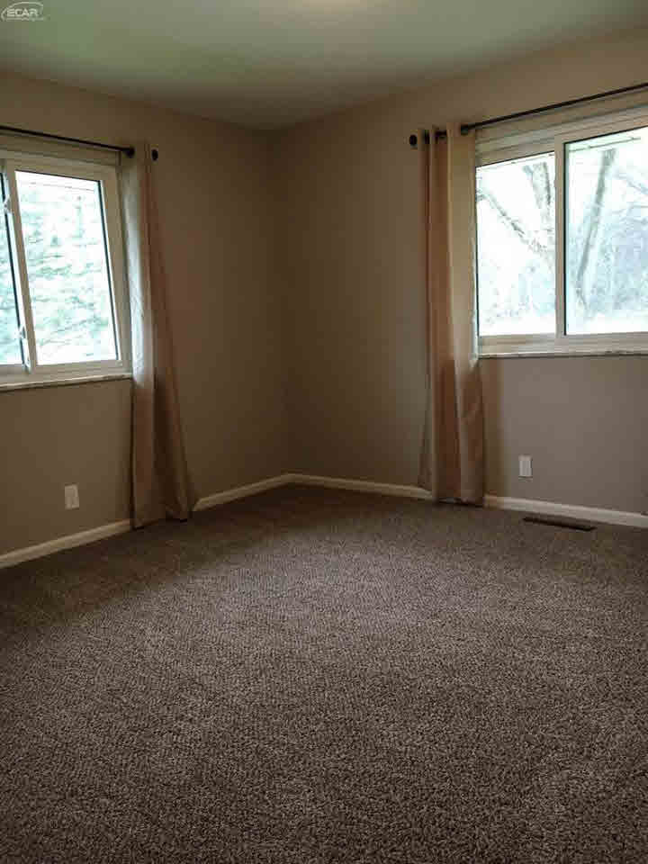 5200 Howe Road Grand Blanc, MI 48439 - Photo 25 of 43 21242374-24.JPG