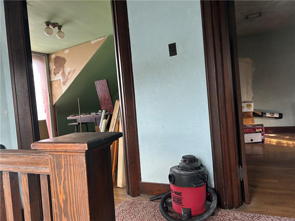 301 Meredith Street Pittsburgh, PA 15210 - Photo 17 of 30