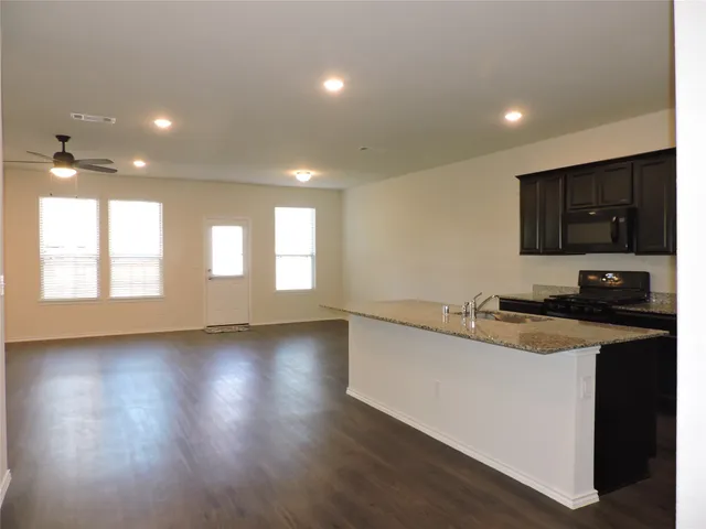 $2,400 | 4022 Timber Sapp Drive, Conroe, TX 77304