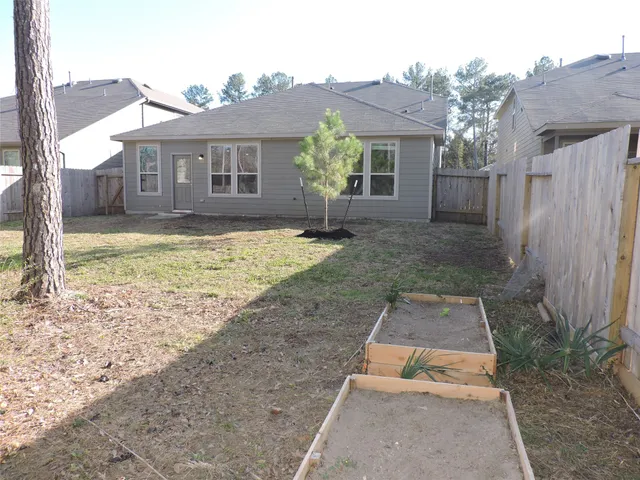 $2,400 | 4022 Timber Sapp Drive, Conroe, TX 77304