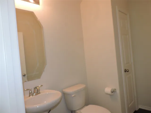 $2,400 | 4022 Timber Sapp Drive, Conroe, TX 77304