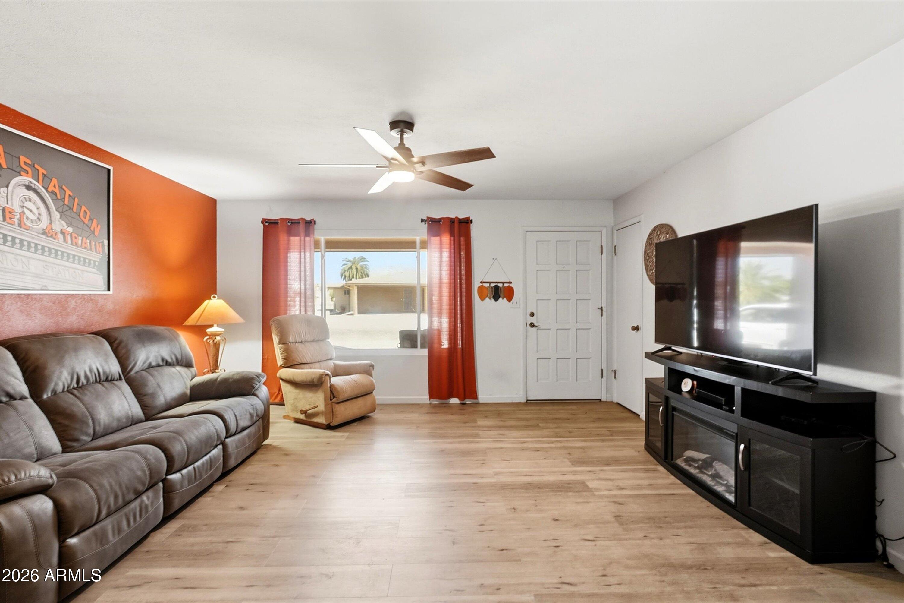 6149 East Decatur Street Mesa, AZ 85205 - Photo 3 of 25 05-DSC03392