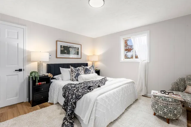 $425,000 | 6 Henry Road, Webster, MA 01570