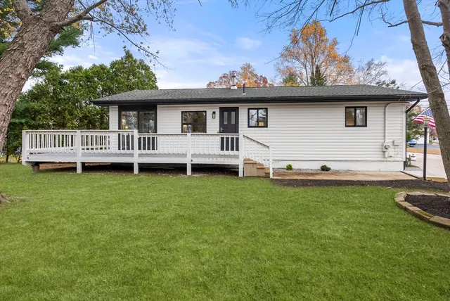 $425,000 | 6 Henry Road, Webster, MA 01570