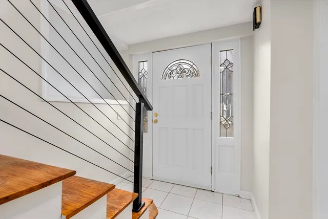 $425,000 | 6 Henry Road, Webster, MA 01570