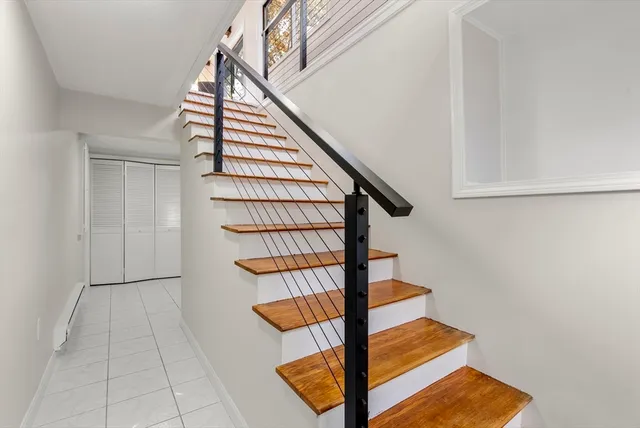 $425,000 | 6 Henry Road, Webster, MA 01570