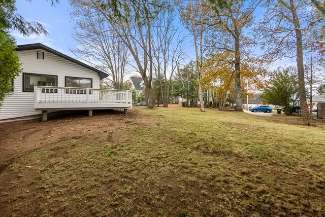 $425,000 | 6 Henry Road, Webster, MA 01570