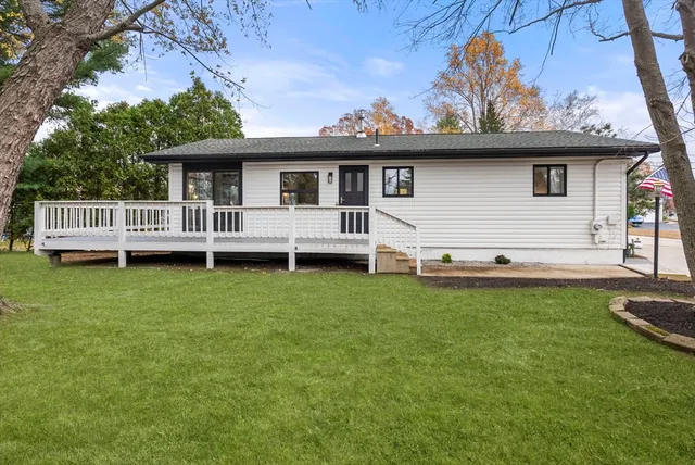 $425,000 | 6 Henry Road, Webster, MA 01570