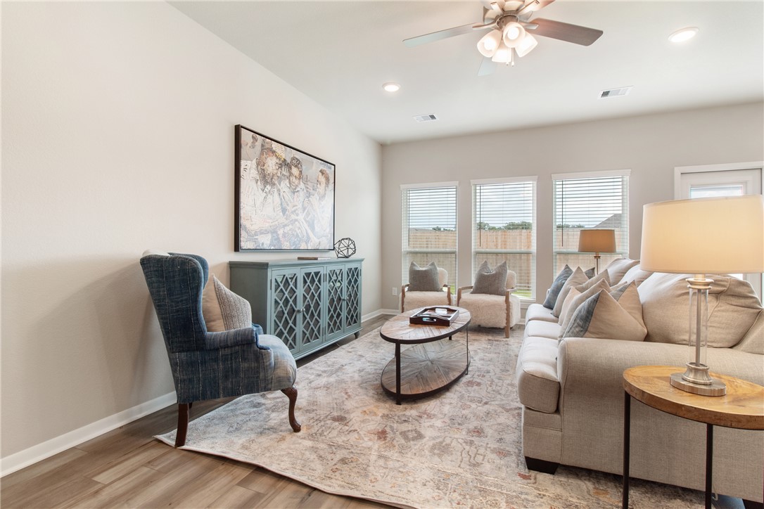 5322 Lyle Place Bryan, TX 77807 - Photo 6 of 19