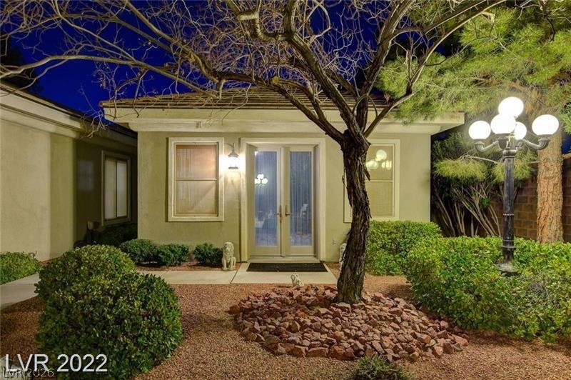 10152 Hailey Lynne Road Las Vegas, NV 89183 - Photo 3 of 51