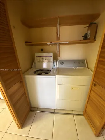 $2,500 | 361 West Park Drive, Unit 148, Miami, FL 33172