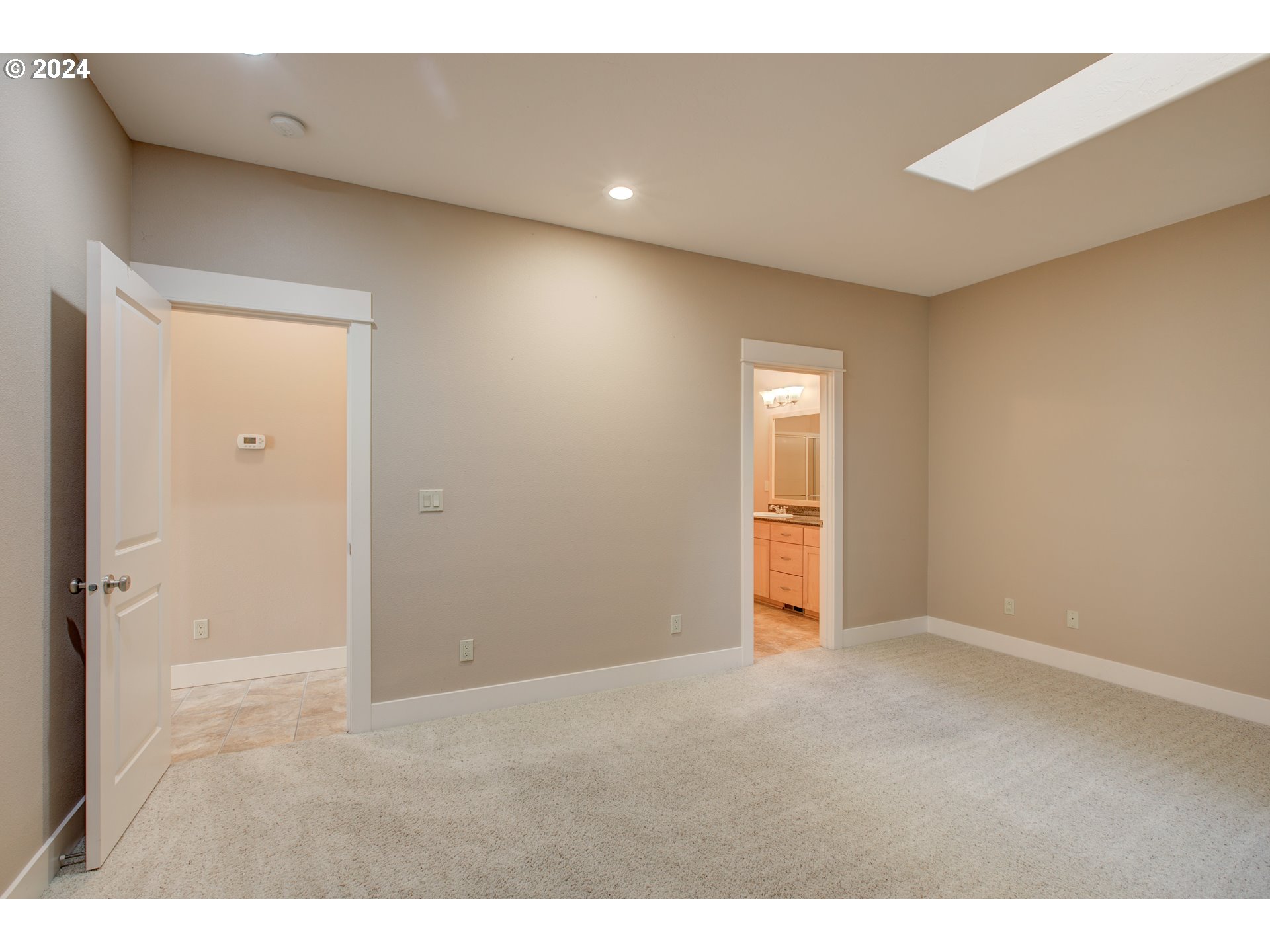 436 Backwater Loop Sutherlin, OR 97479 - Photo 23 of 46 a view of an empty room with wooden floor