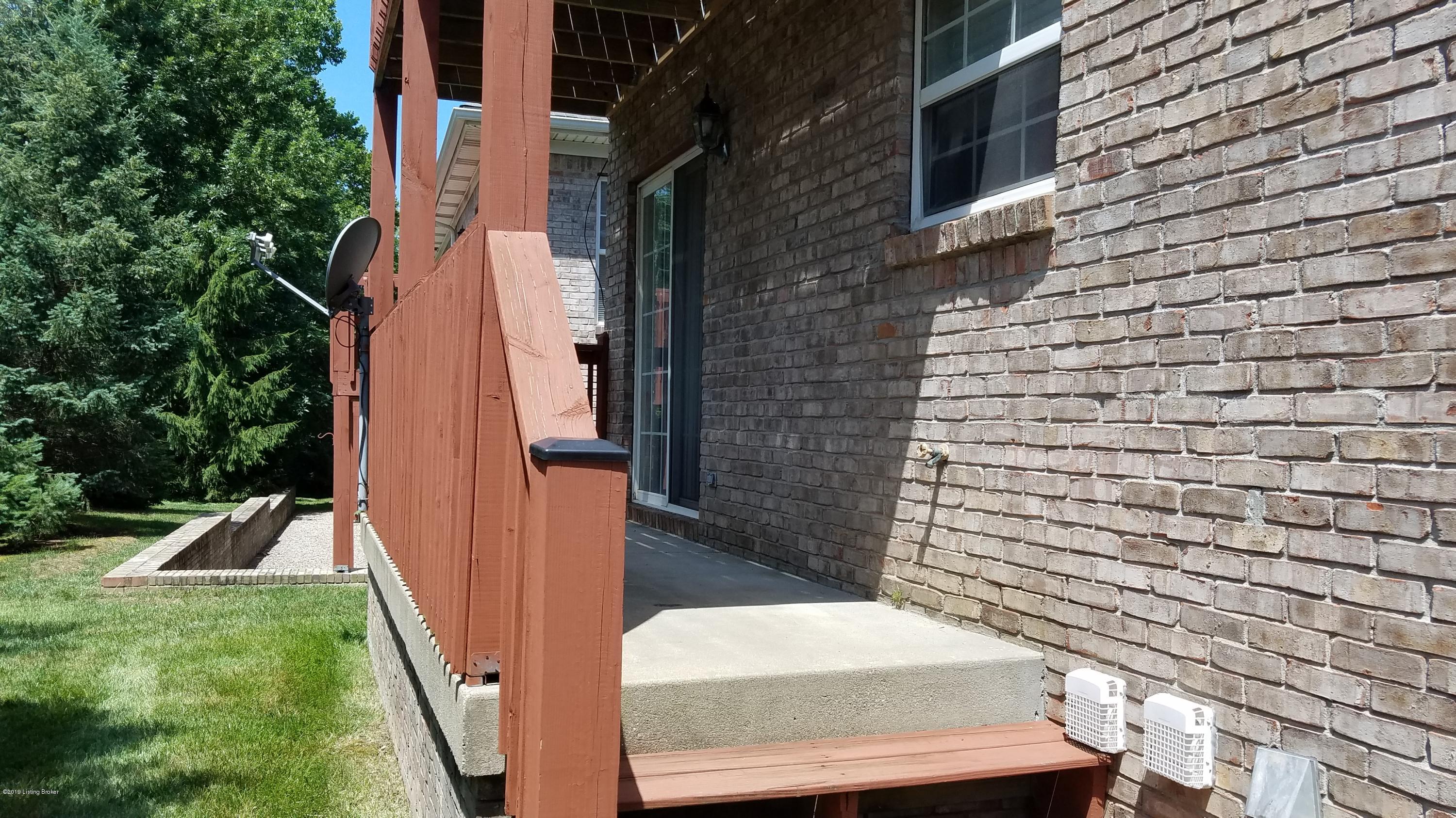 9515 Rustling Tree Way, Unit 102 Louisville, KY 40291 - Photo 4 of 27 Rear Deck