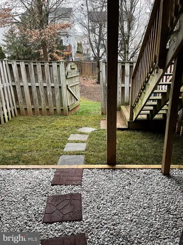 a view of a pathway of a house