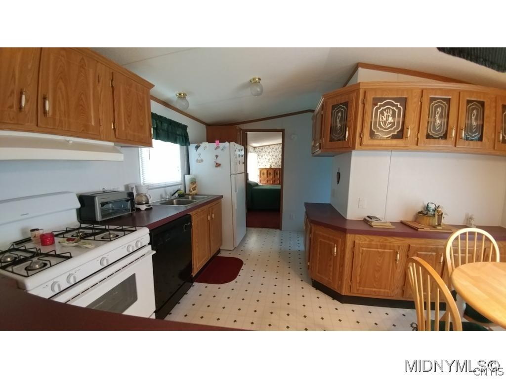 147 Country Road Utica, NY 13502 - Photo 19 of 23 Gallery Image 19