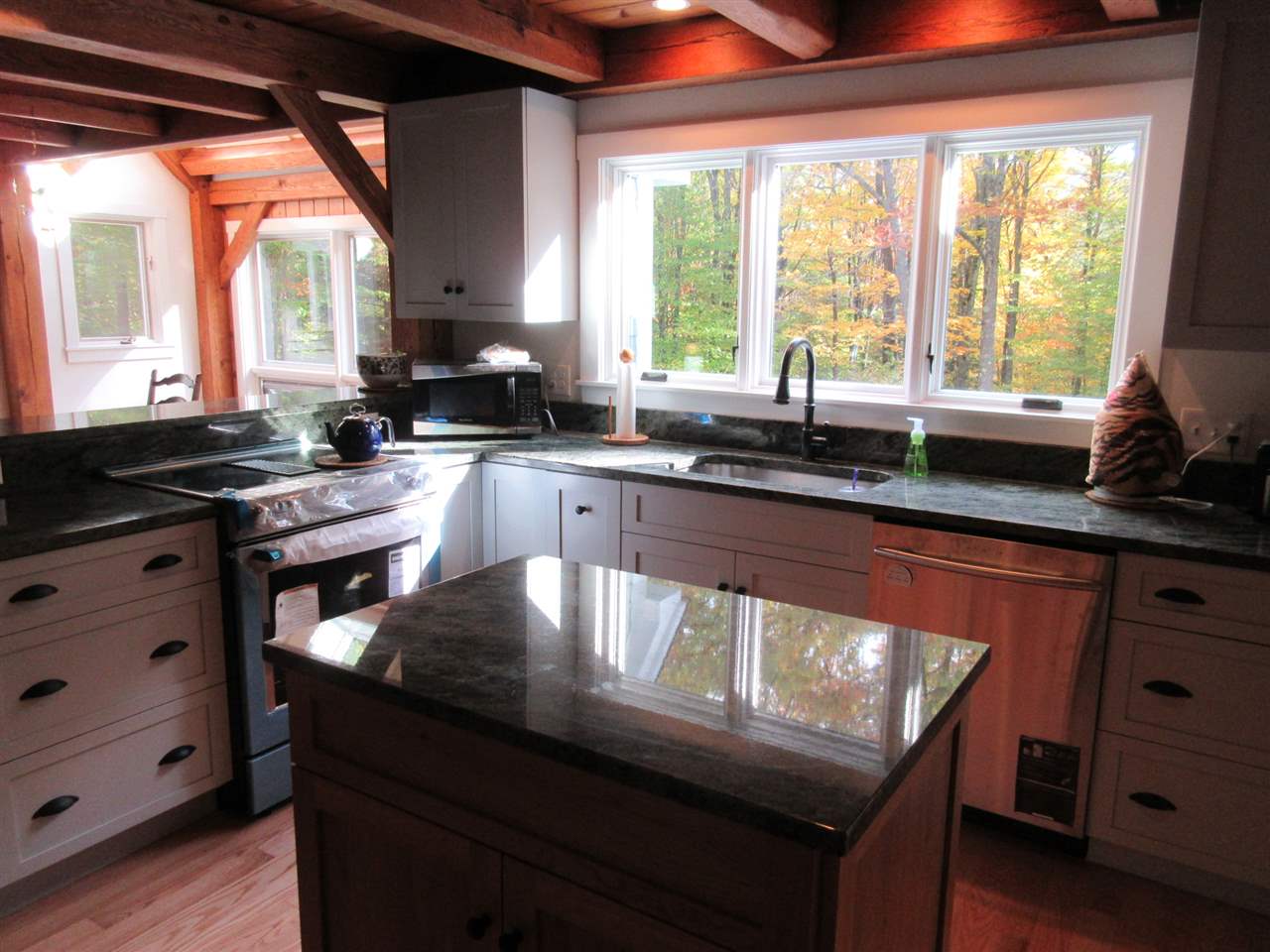 156 Prospect Hill Road Hancock, NH 03449 - Photo 8 of 16