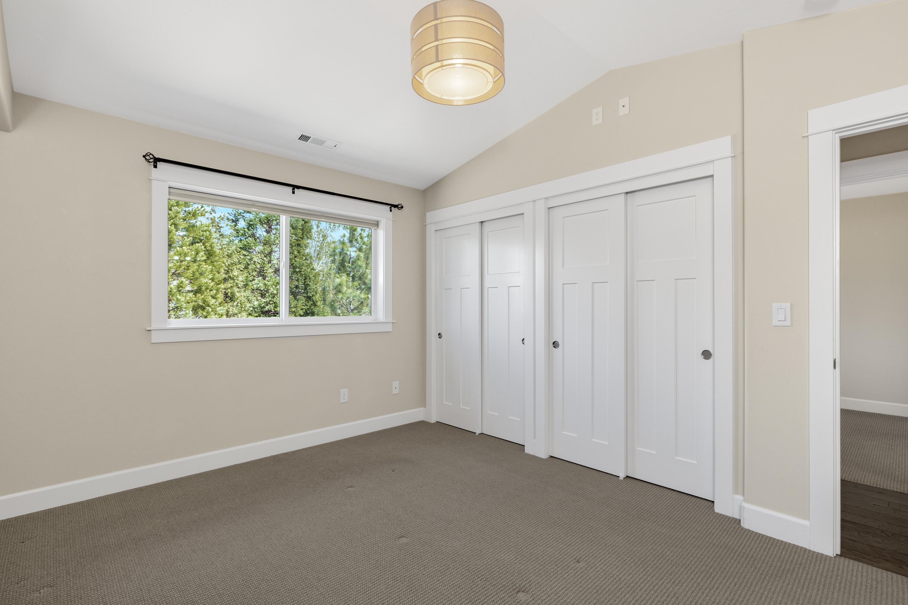 563 Plum Ridge Court Ashland, OR 97520 - Photo 26 of 39 PR(36)