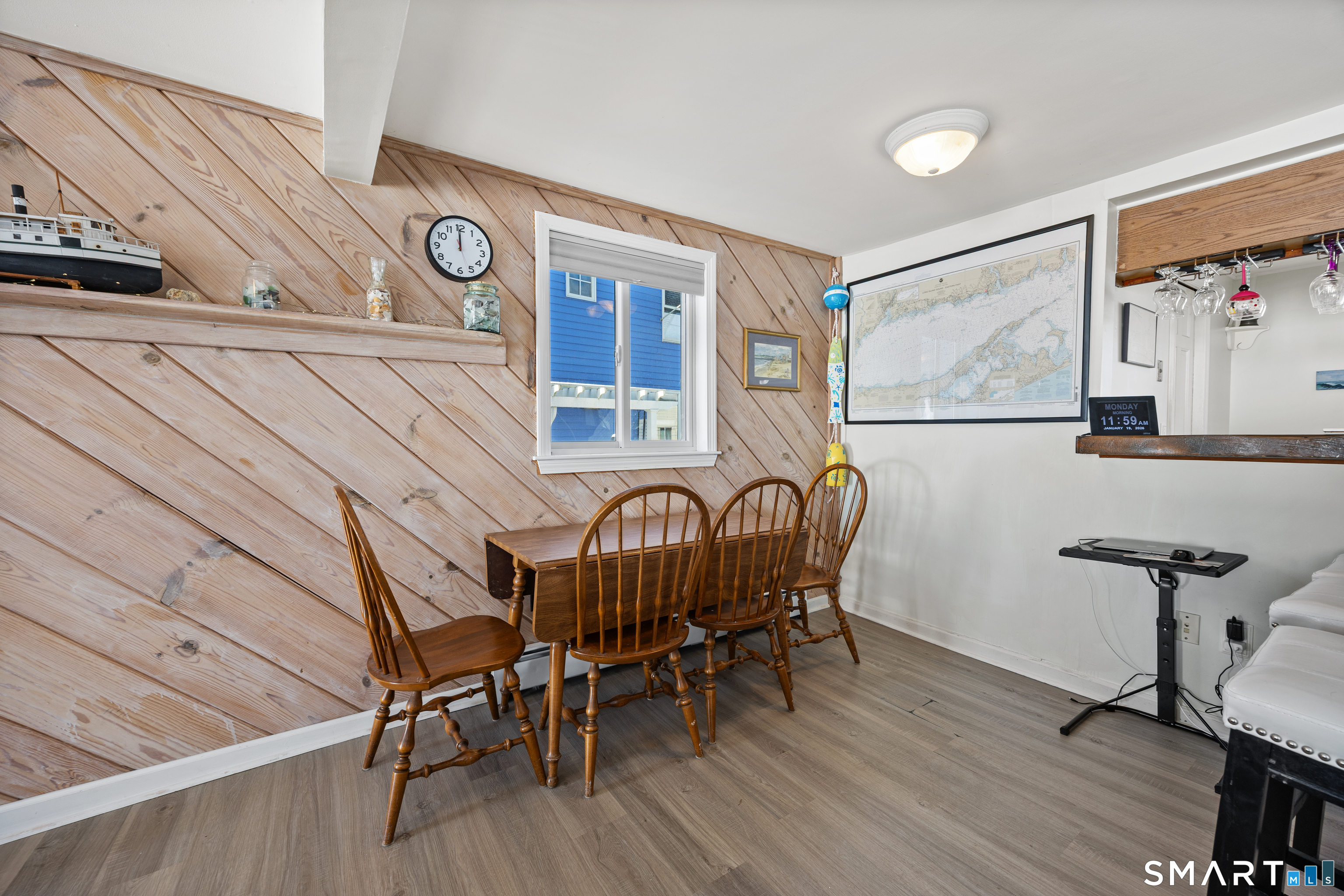 33 Beach Road West Old Saybrook, CT 06475 - Photo 13 of 39