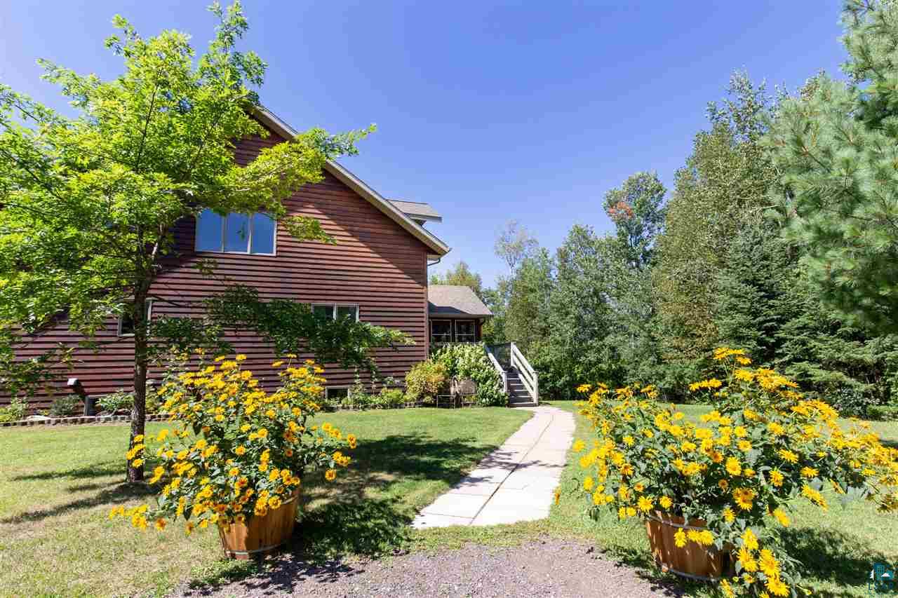 6519 Fredenberg Lake Road Duluth, MN 55803 - Photo 24 of 41 Cute Front Walkway