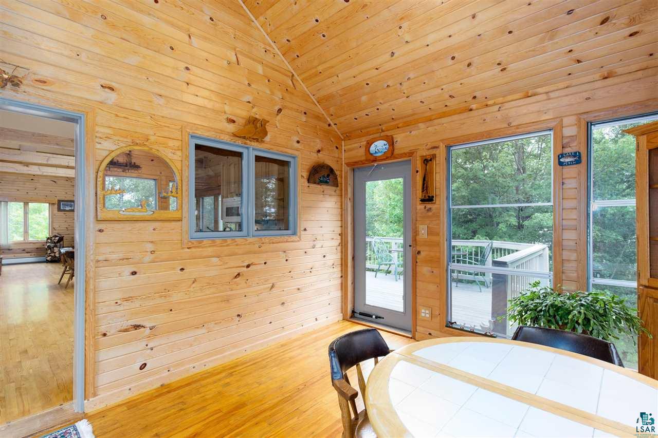 6519 Fredenberg Lake Road Duluth, MN 55803 - Photo 5 of 41 Sunroom/Entry