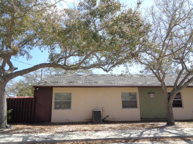 2011 Oleander Boulevard, Unit C Fort Pierce, FL 34950 - Photo 1 of 9 DSC08490