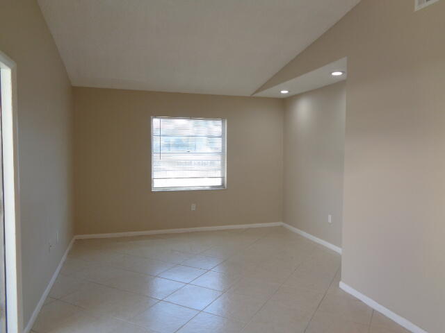 2011 Oleander Boulevard, Unit C Fort Pierce, FL 34950 - Photo 2 of 9 DSC08478