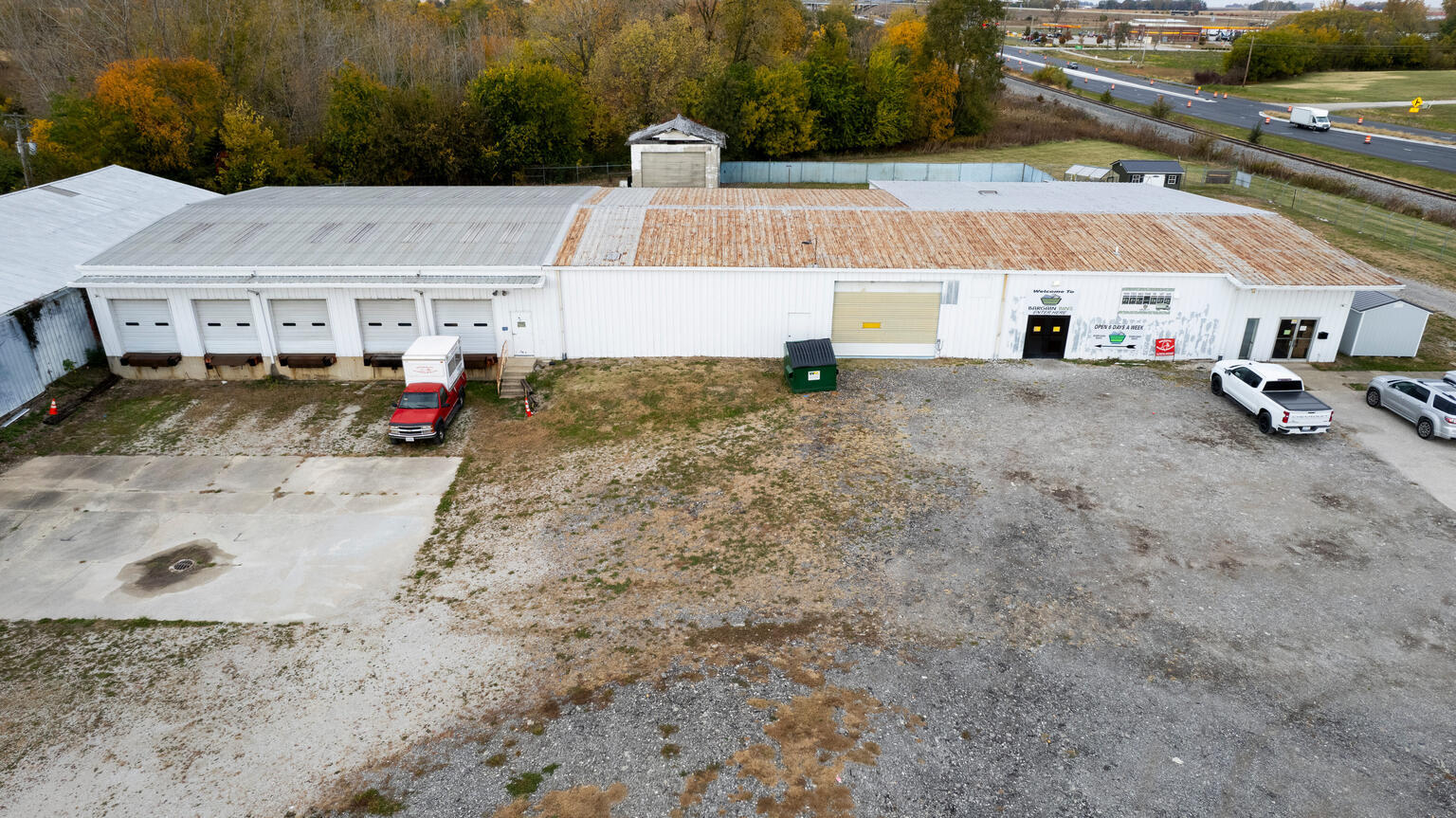2627 Highway 121 Decatur, IL 62526 - Photo 12 of 13 a view of a road with cars