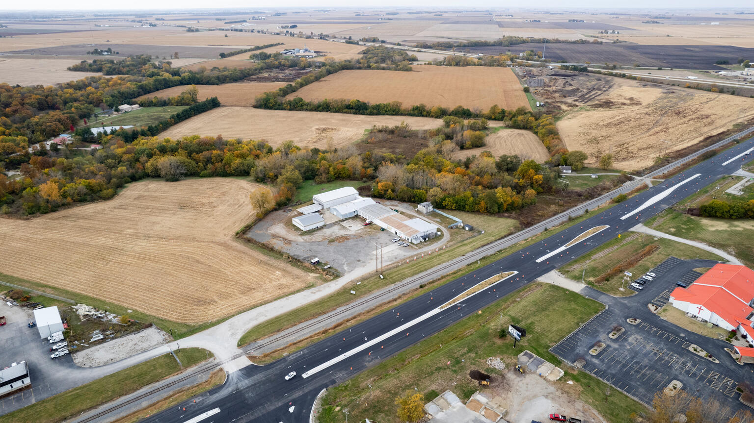 2627 Highway 121 Decatur, IL 62526 - Photo 8 of 13 an aerial view of residential houses with outdoor space