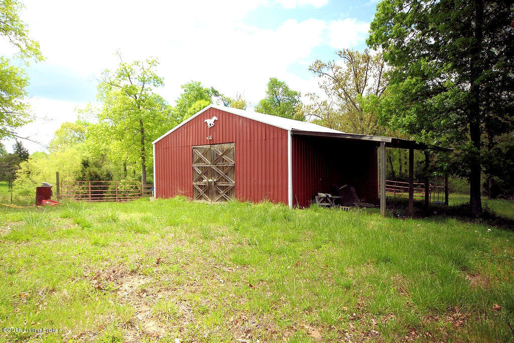 6421 Grancer Road Morgantown, KY 42261 - Photo 1 of 28 9 +/- Acre Farm