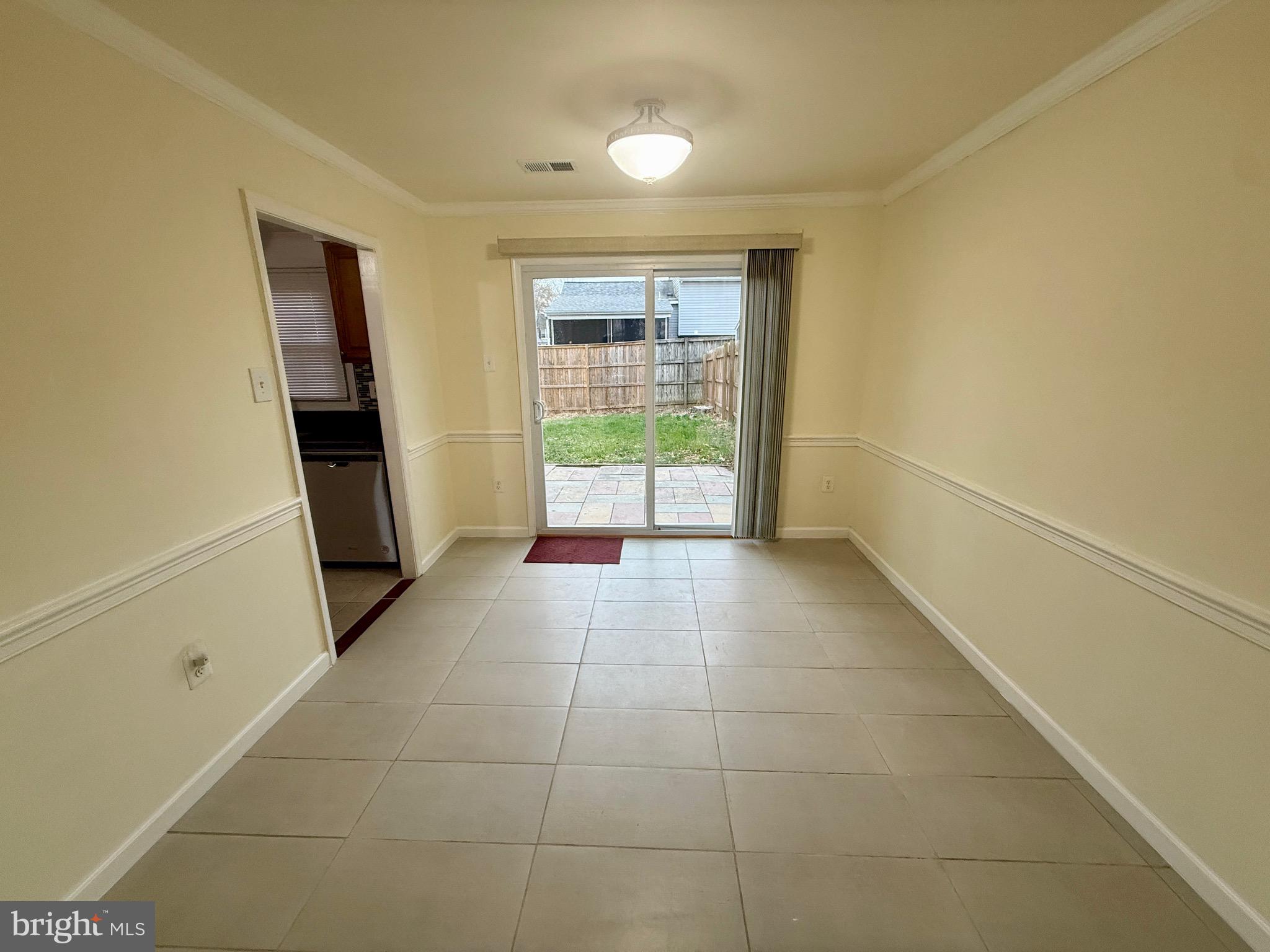 753 Chapelgate Drive Odenton, MD 21113 - Photo 5 of 24 Dining Room
