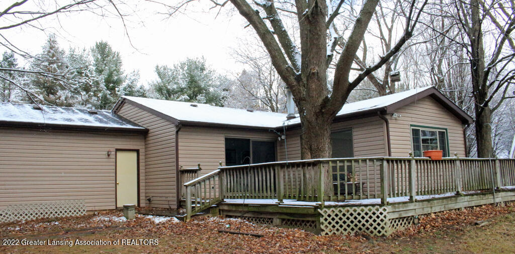 1164 Haslett Road Williamston, MI 48895 - Photo 26 of 28 Haslett Back 2