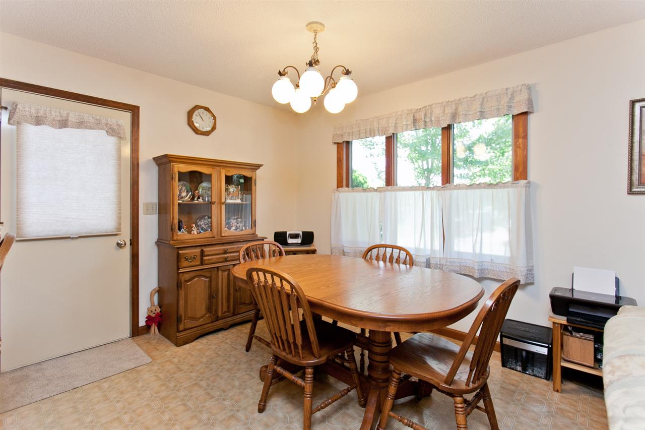 210 Hilltop Road Southwest Swisher, IA 52338 - Photo 10 of 35 Gallery Image 10